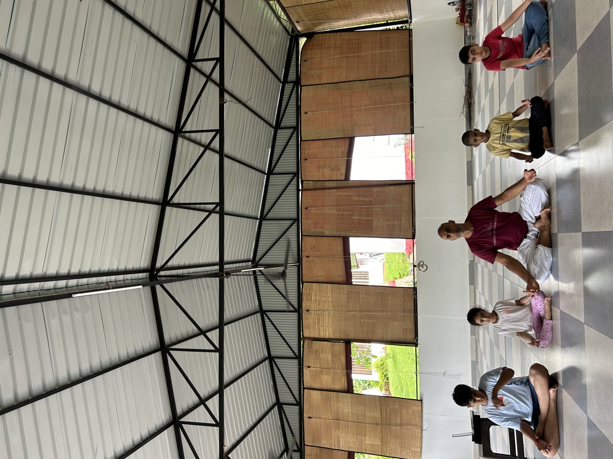 200-Hour Hatha Yoga Teacher Training Course students Dehradun